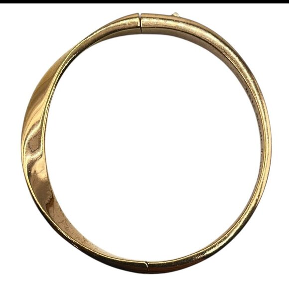 Kate Spade New York Gold‎ Tone Twisted Hinged Bangle Bracelet Minimalist Classic - Picture 5 of 6